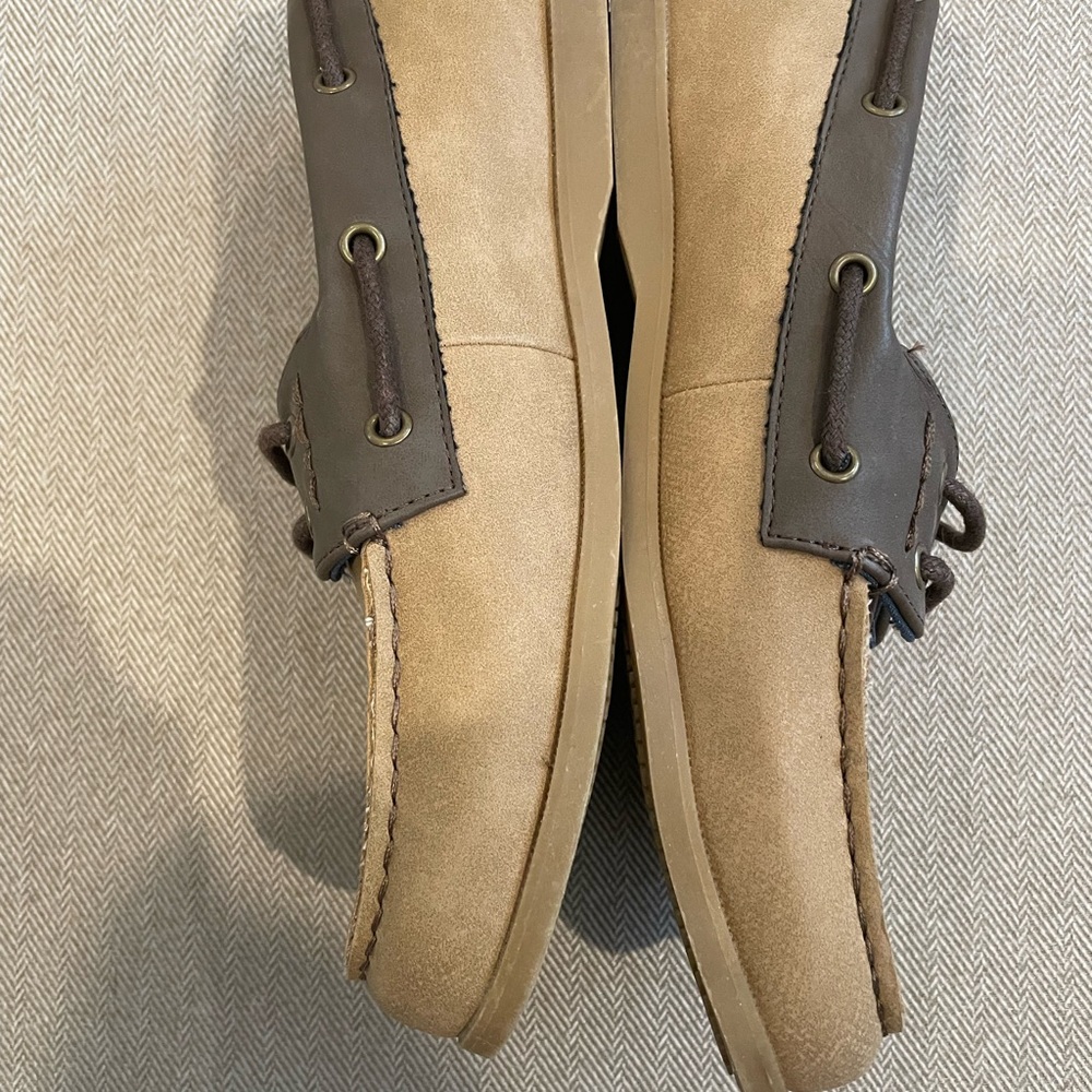 Dress shoes